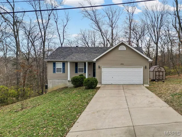 $285,000 | 3946 Valley View Drive, Byrnes Mill, MO 63051