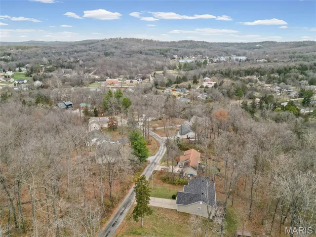 $285,000 | 3946 Valley View Drive, Byrnes Mill, MO 63051