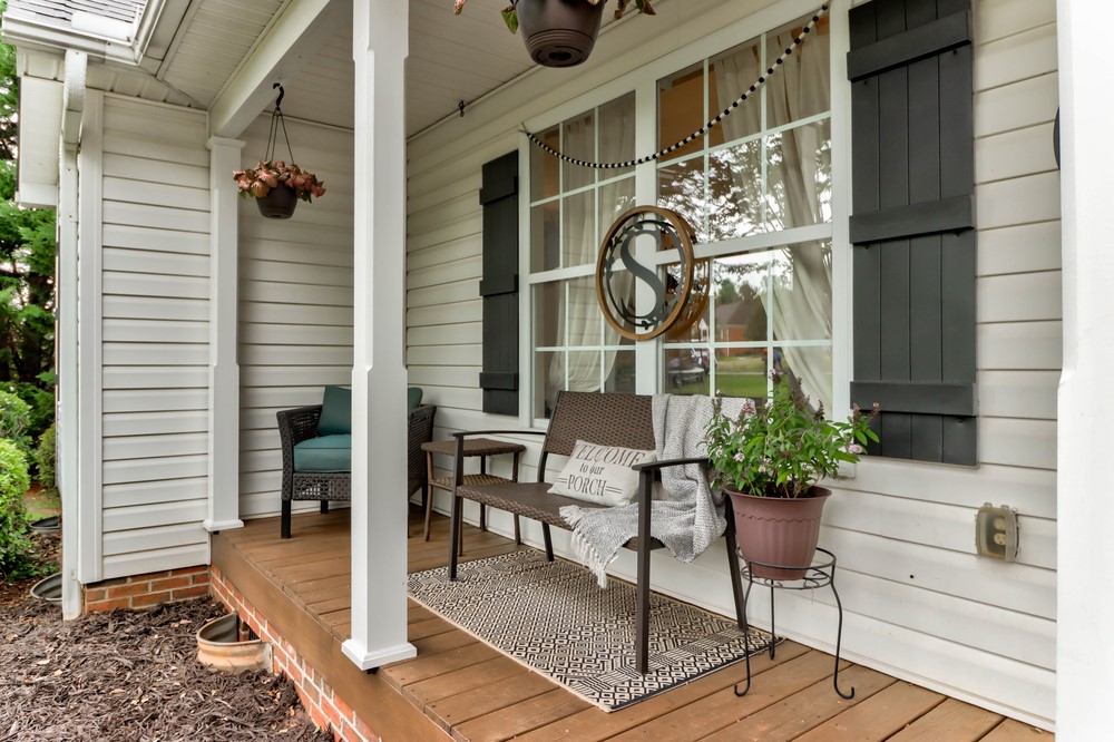 718 Old Cedar Rock Road Easley, SC 29640 - Photo 3 of 24