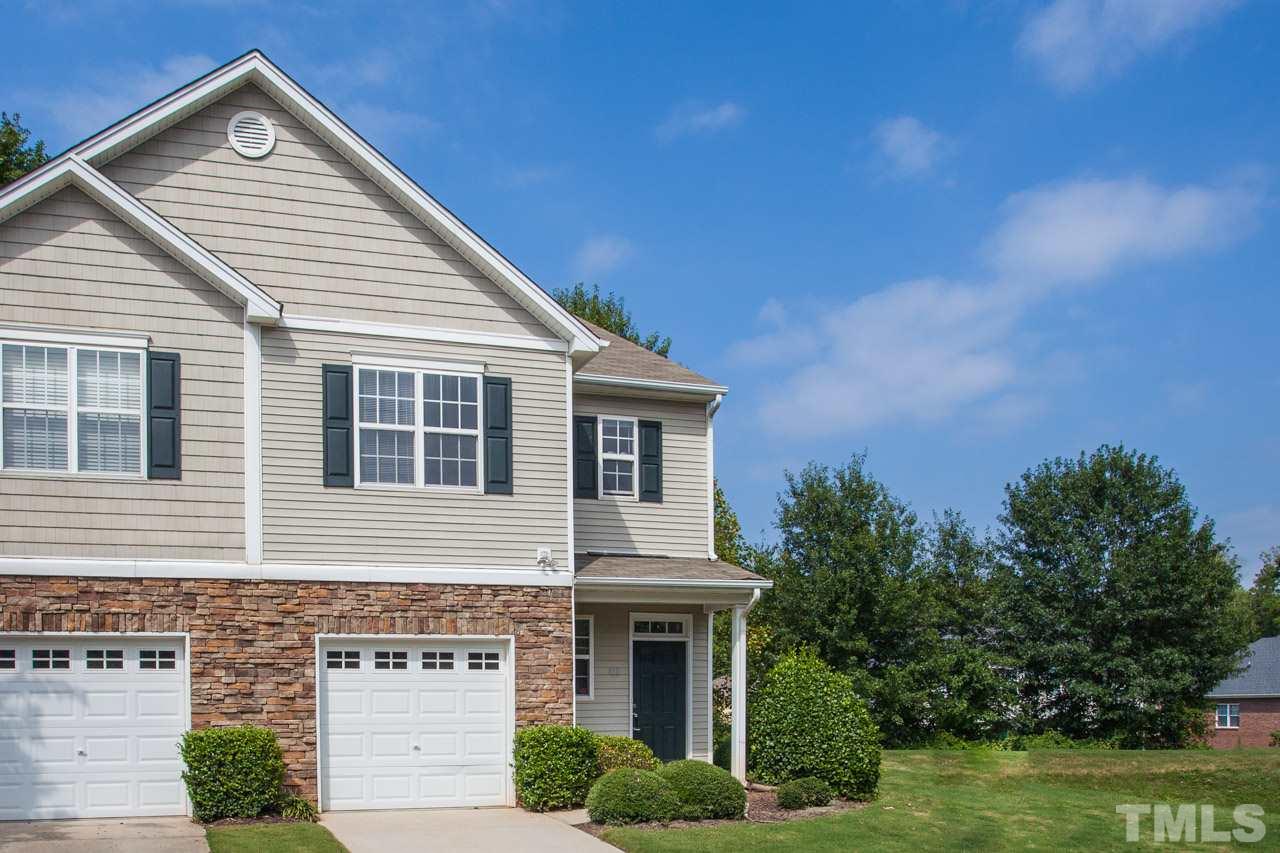 8510 Barryknoll Court Raleigh, NC 27613 - Photo 3 of 25 Gallery Image 3