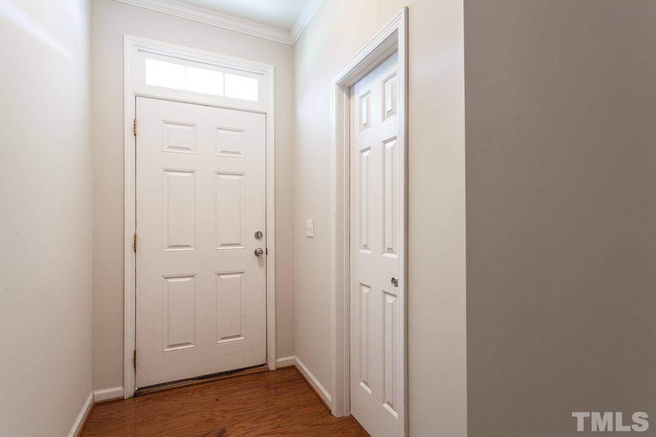 8510 Barryknoll Court Raleigh, NC 27613 - Photo 4 of 25 Gallery Image 4