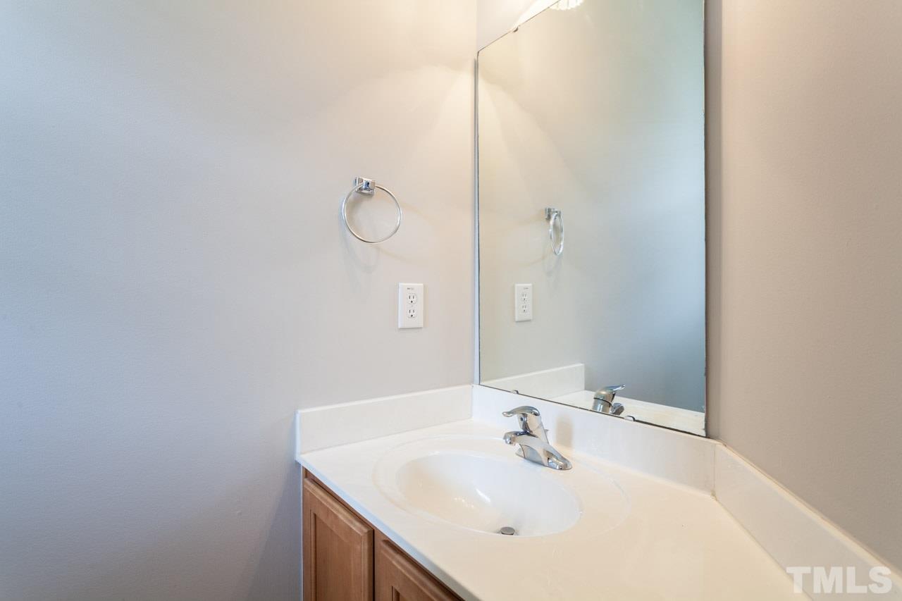 8510 Barryknoll Court Raleigh, NC 27613 - Photo 6 of 25 Gallery Image 6