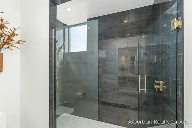 $4,000 | 159 South River Avenue, Unit 401, Holland, MI 49423