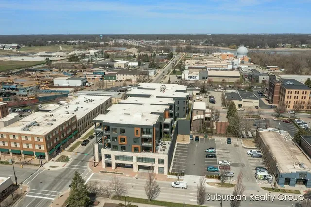 $4,000 | 159 South River Avenue, Unit 401, Holland, MI 49423