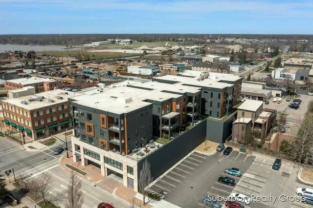 $4,000 | 159 South River Avenue, Unit 401, Holland, MI 49423