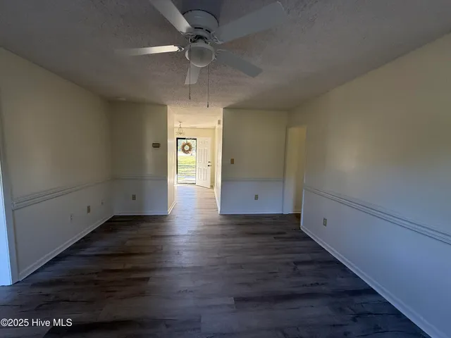 $1,950 | 5382 Highway 24, Bogue, NC 28570