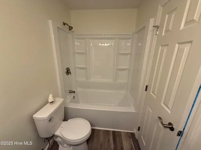 $1,950 | 5382 Highway 24, Bogue, NC 28570