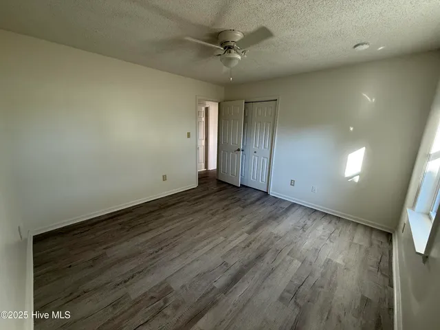 $1,950 | 5382 Highway 24, Bogue, NC 28570