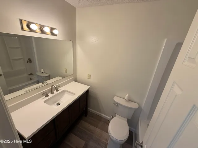 $1,950 | 5382 Highway 24, Bogue, NC 28570