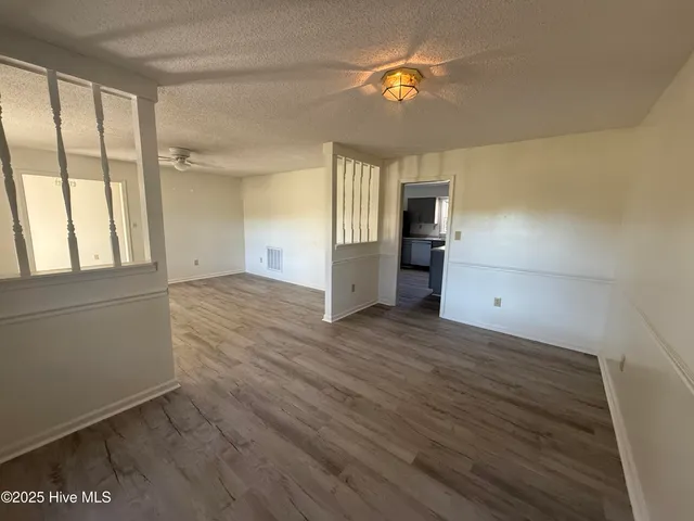 $1,950 | 5382 Highway 24, Bogue, NC 28570