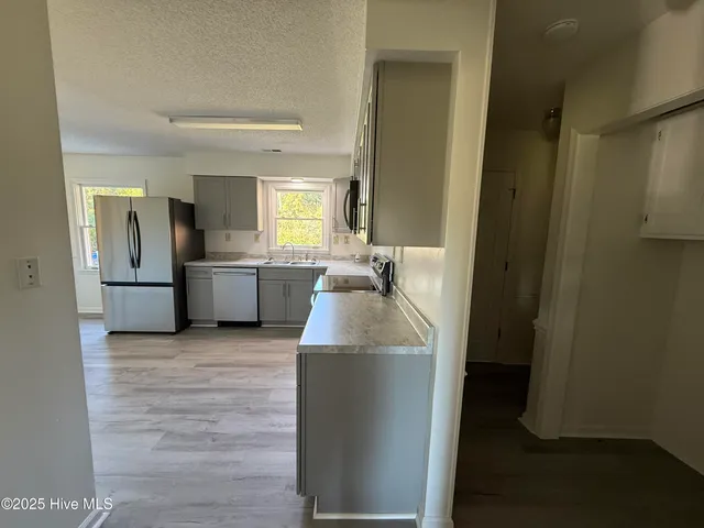 $1,950 | 5382 Highway 24, Bogue, NC 28570