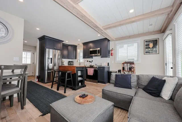 $700,000 | 109 Weirs Boulevard, Unit 5, Laconia, NH 03246