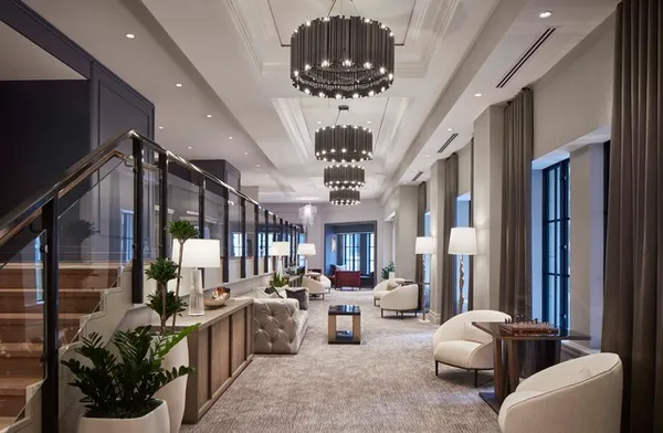 $3,175,000 | 435 North Michigan Avenue, Unit 1801, Chicago, IL 60611
