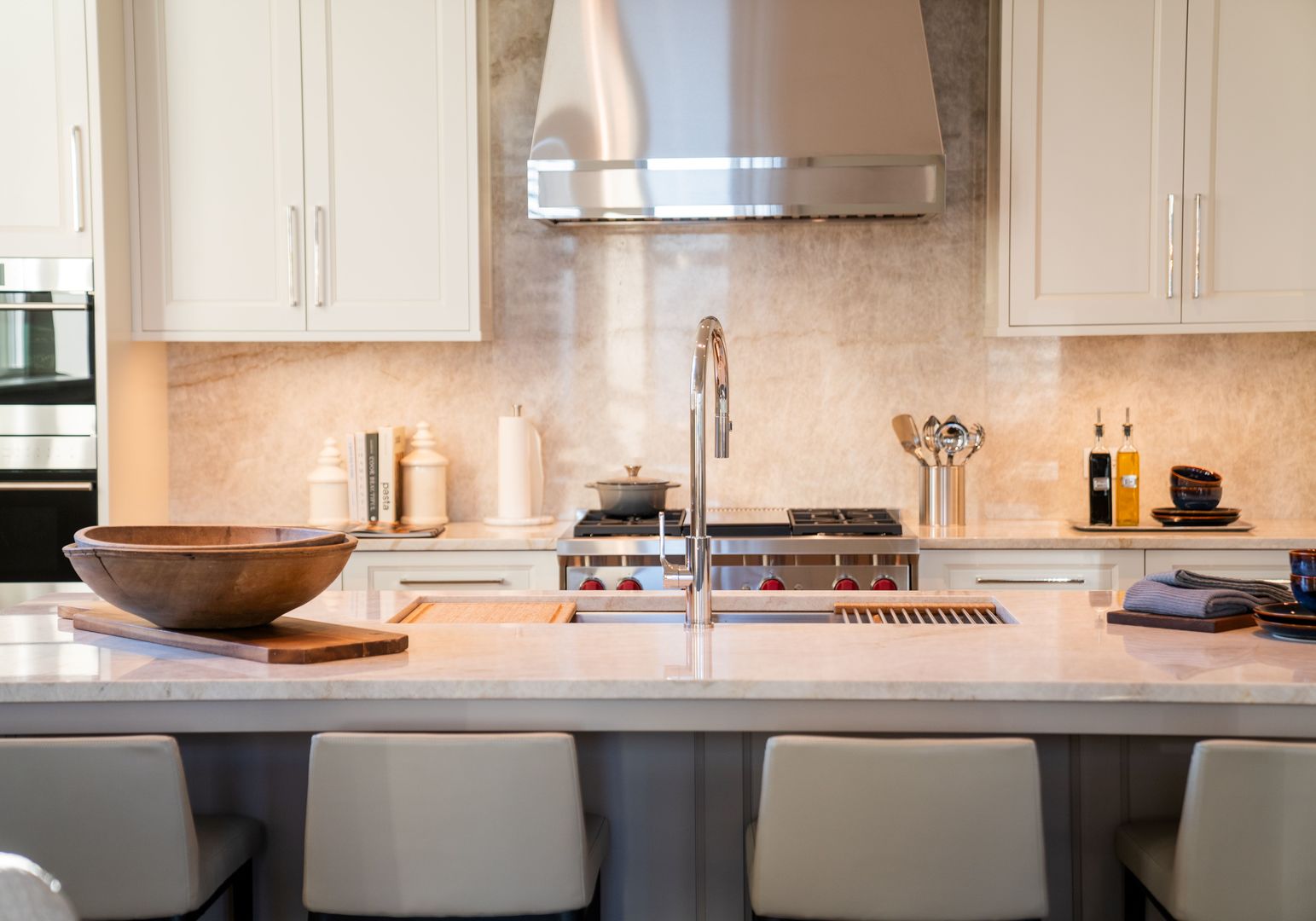 435 North Michigan Avenue, Unit 1801 Chicago, IL 60611 - Photo 29 of 37