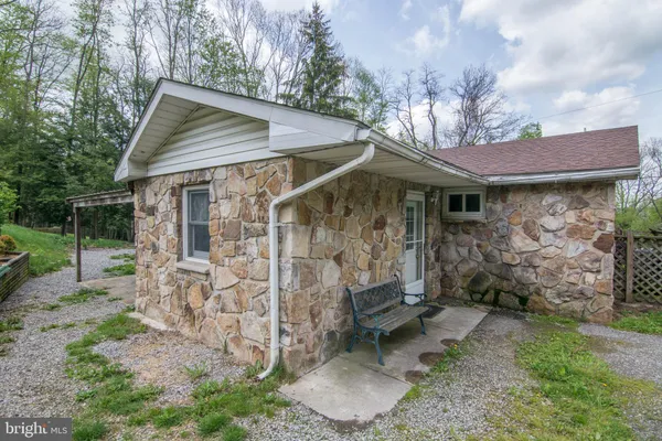 $169,900 | 1208 New Gravel Hill Road, Friendsville, MD 21531