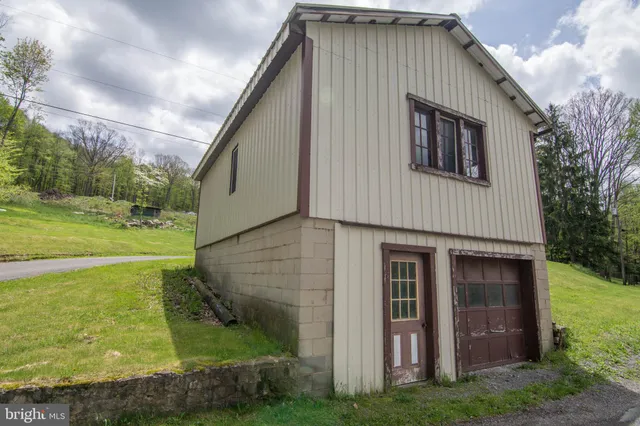 $169,900 | 1208 New Gravel Hill Road, Friendsville, MD 21531