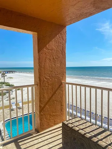 $790,000 | 18610 Gulf Boulevard, Unit 203, Indian Shores, FL 33785