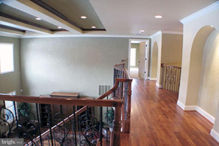 9543 Liberty Road Frederick, MD 21701 - Photo 13 of 27 Hallway