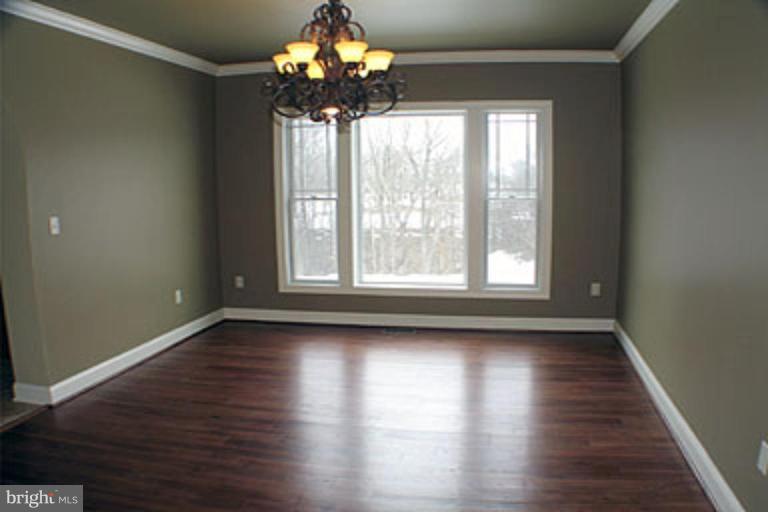 9543 Liberty Road Frederick, MD 21701 - Photo 18 of 27 Dining Room
