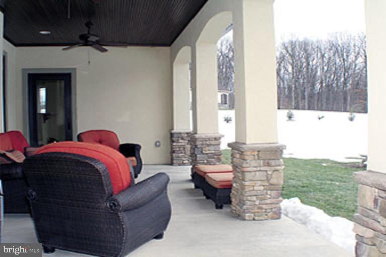 9543 Liberty Road Frederick, MD 21701 - Photo 6 of 27 Patio 2