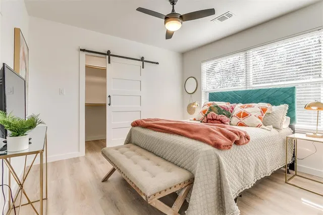 $3,500 | 323 South Hannaford Street, Granbury, TX 76048