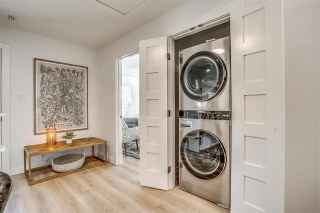 $3,500 | 323 South Hannaford Street, Granbury, TX 76048