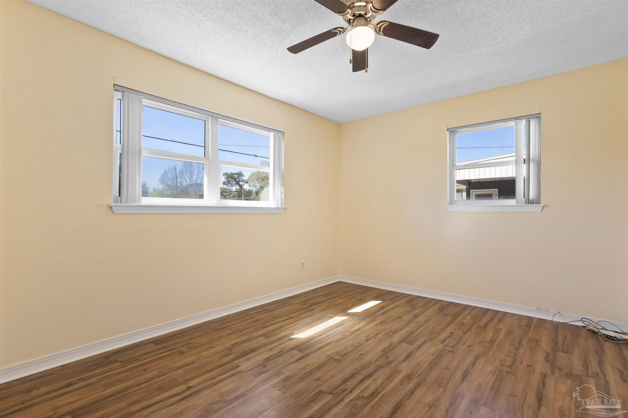 938 East Montclair Road Pensacola, FL 32505 - Photo 12 of 18 Gallery Image 12