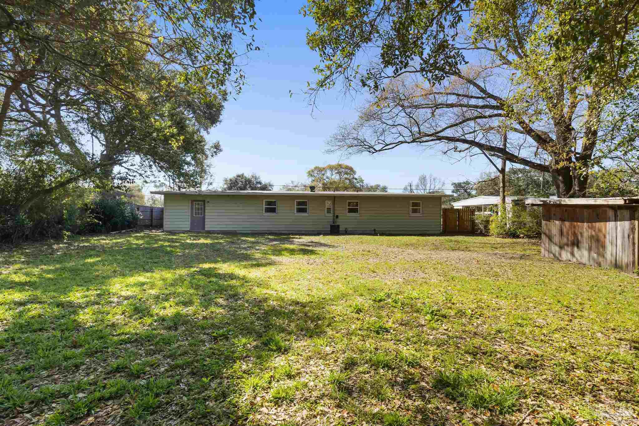 938 East Montclair Road Pensacola, FL 32505 - Photo 18 of 18 Gallery Image 18