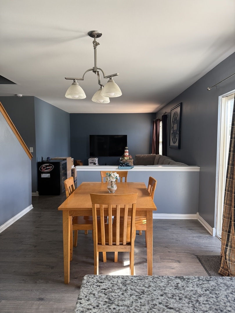 142 Sedgewicke Drive Romeoville, IL 60446 - Photo 3 of 18
