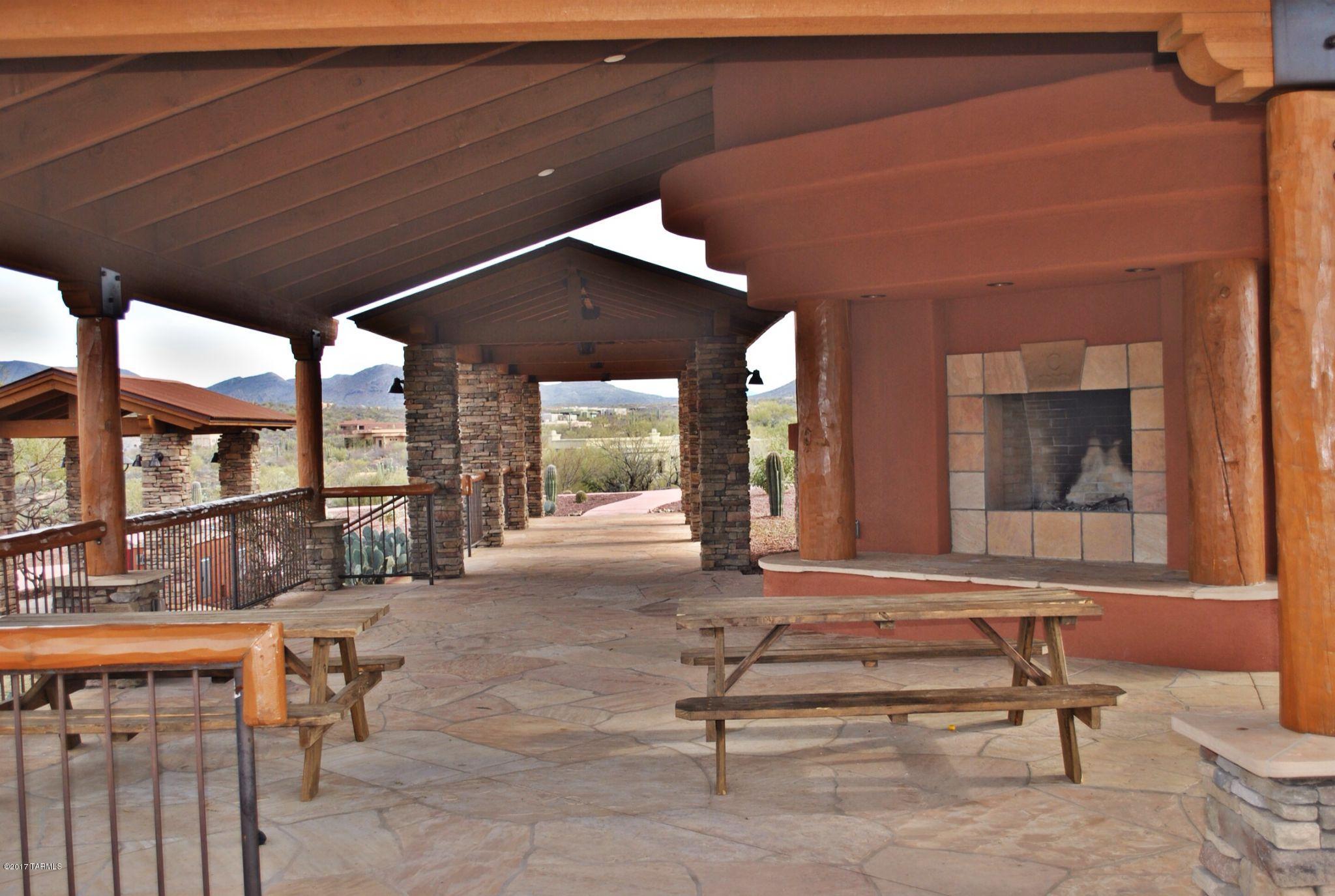 8268 South Long Bar Ranch Place, Unit 98 Vail, AZ 85641 - Photo 9 of 13