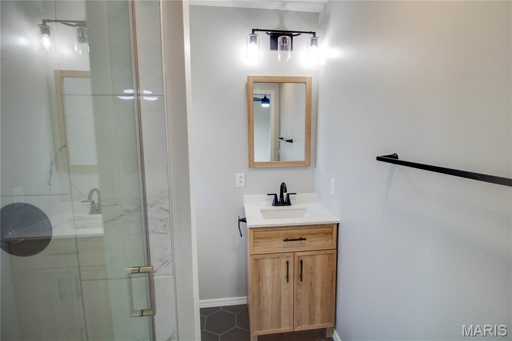 4437 Fosterburg Road Bethalto, IL 62010 - Photo 18 of 39