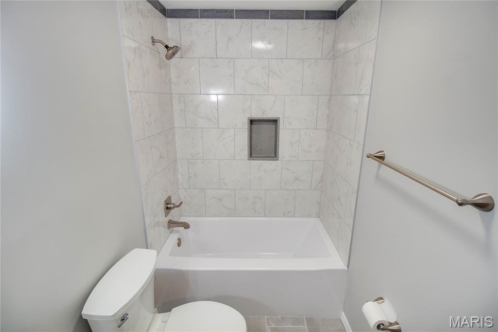 4437 Fosterburg Road Bethalto, IL 62010 - Photo 25 of 39