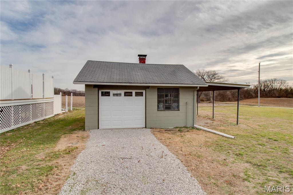 4437 Fosterburg Road Bethalto, IL 62010 - Photo 35 of 39