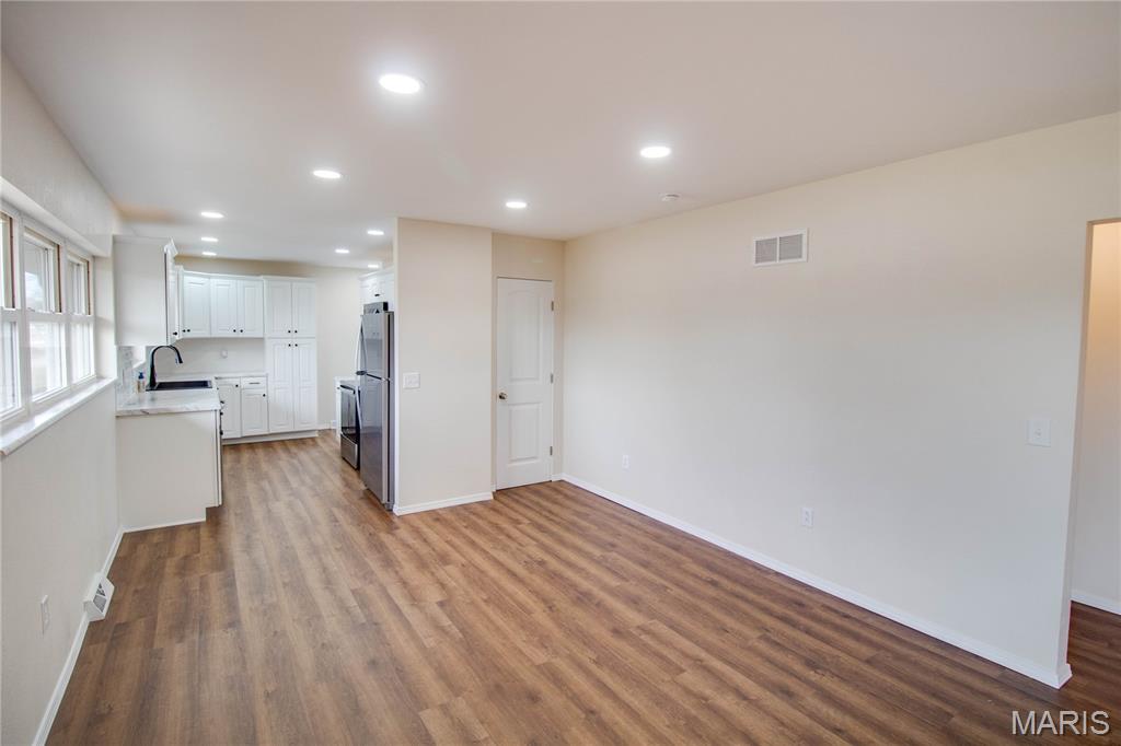 4437 Fosterburg Road Bethalto, IL 62010 - Photo 7 of 39