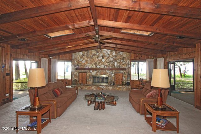 587 West River Road Palatka, FL 32177 - Photo 15 of 35 Great Room with a Great View