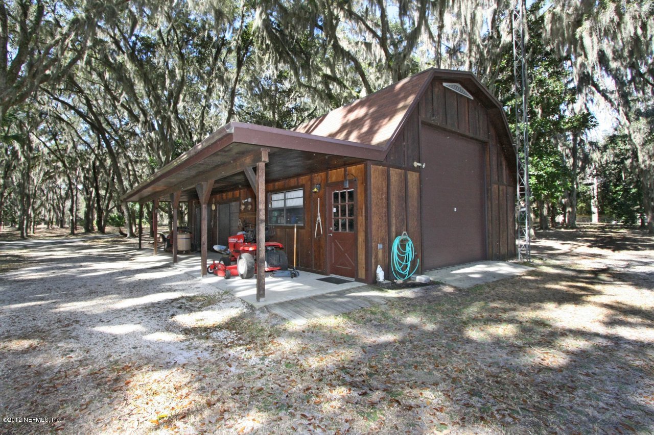 587 West River Road Palatka, FL 32177 - Photo 29 of 35 Large RV Capable Barn