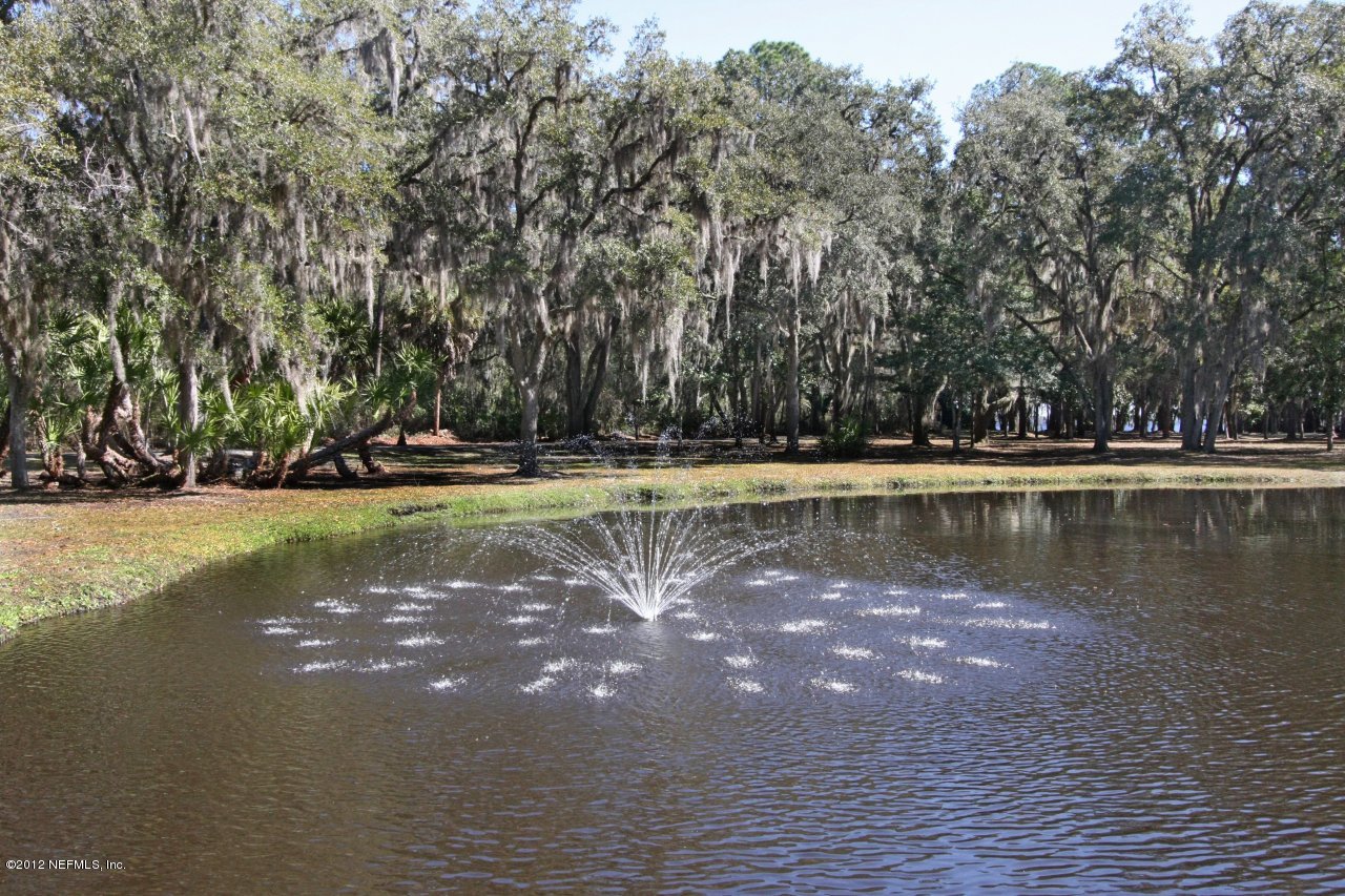 587 West River Road Palatka, FL 32177 - Photo 32 of 35 Stocked Pond Fountain