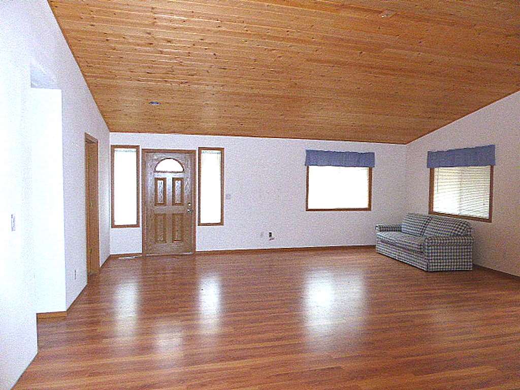 1348 Peachcrest Road, Unit A Kettle Falls, WA 99141 - Photo 2 of 20 Gallery Image 2