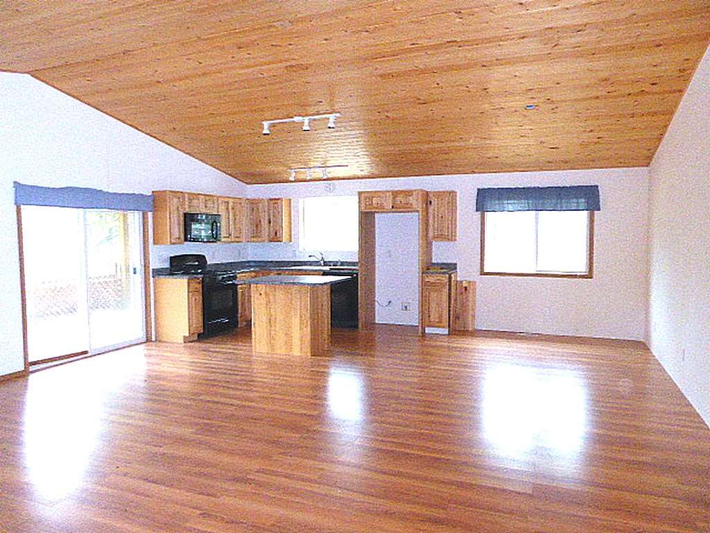 1348 Peachcrest Road, Unit A Kettle Falls, WA 99141 - Photo 5 of 20 Gallery Image 5
