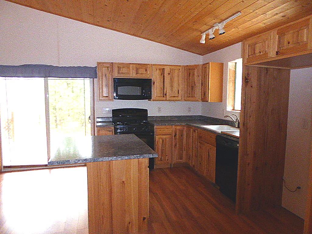 1348 Peachcrest Road, Unit A Kettle Falls, WA 99141 - Photo 7 of 20 Gallery Image 7