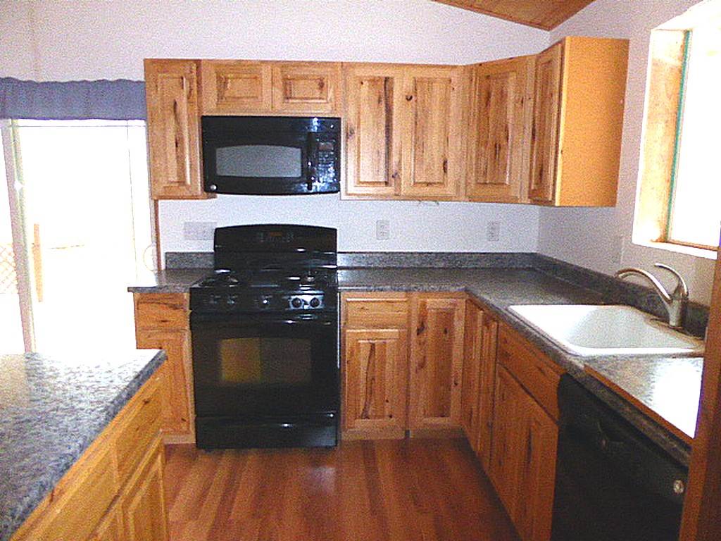 1348 Peachcrest Road, Unit A Kettle Falls, WA 99141 - Photo 8 of 20 Gallery Image 8