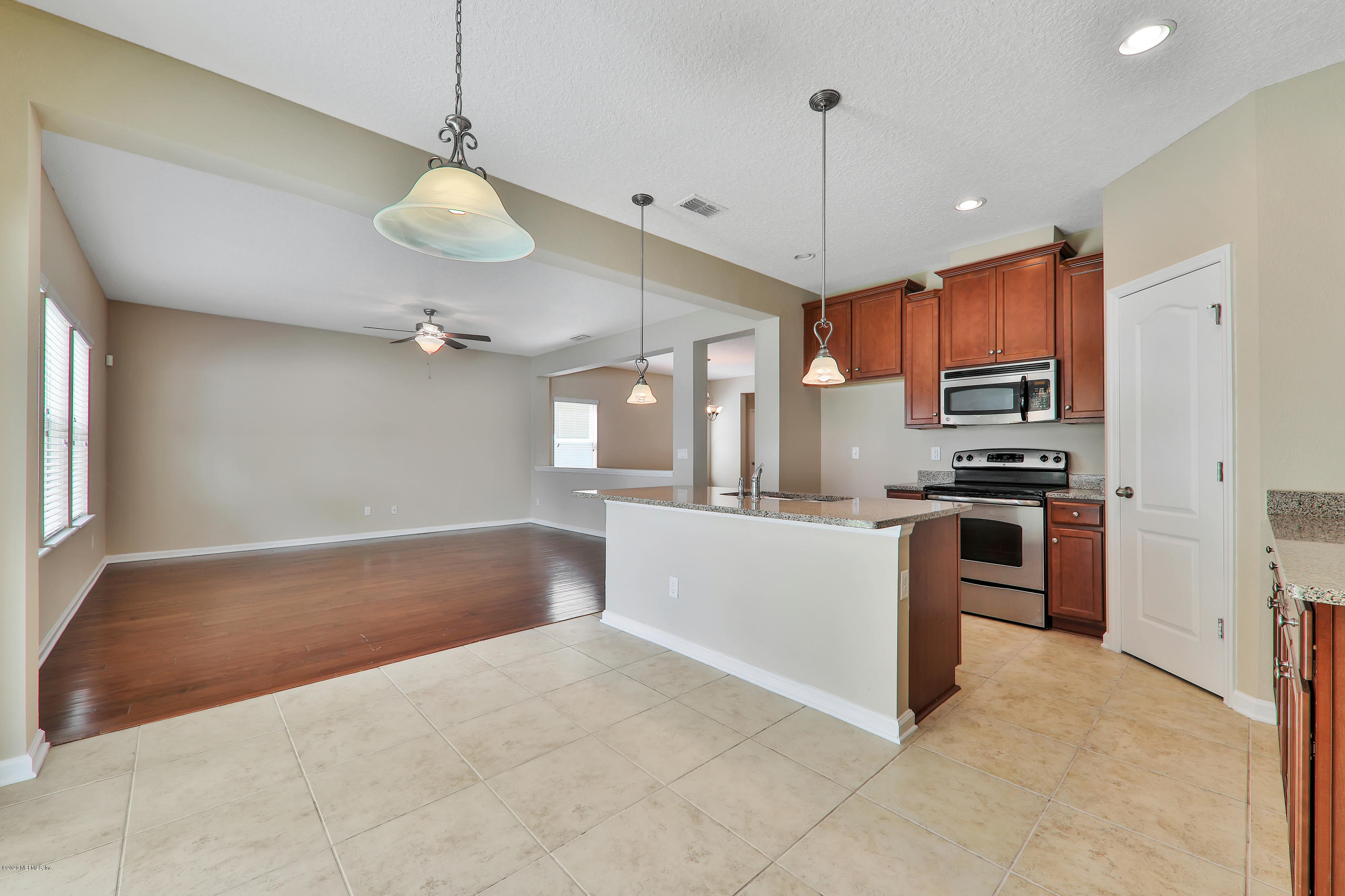 3810 Chasing Falls Road Orange Park, FL 32065 - Photo 12 of 38 Eating Space Kitchen