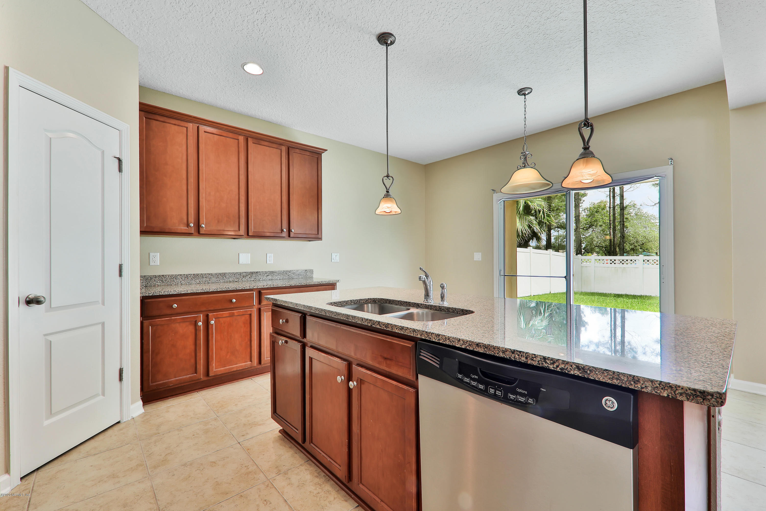 3810 Chasing Falls Road Orange Park, FL 32065 - Photo 9 of 38 Kitchen