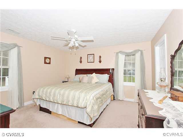 8270 West River Road Aylett, VA 23009 - Photo 11 of 24 Master Bedroom