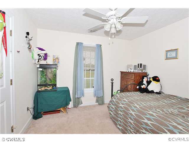 8270 West River Road Aylett, VA 23009 - Photo 15 of 24 Bedroom