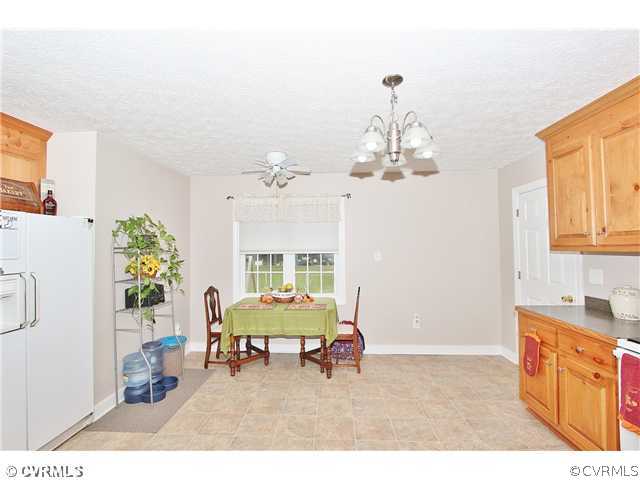 8270 West River Road Aylett, VA 23009 - Photo 10 of 24 Breakfast Nook