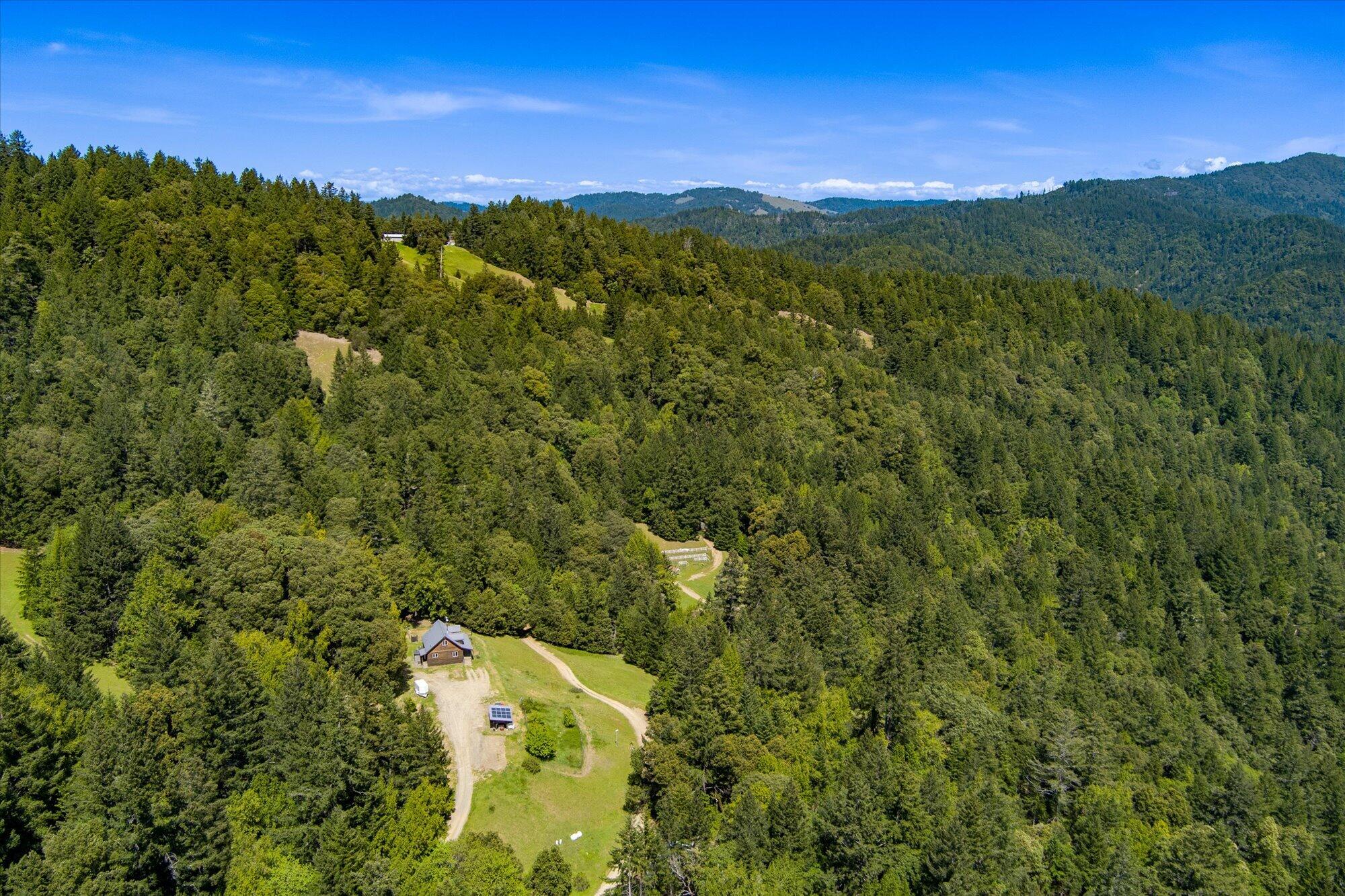 795 Bear Pen Road Piercy, CA 95587 - Photo 8 of 49