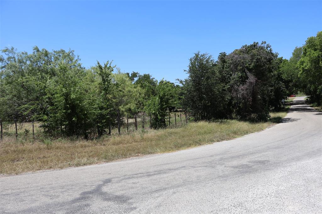 4315 Waples Road Granbury, TX 76049 - Photo 4 of 40
