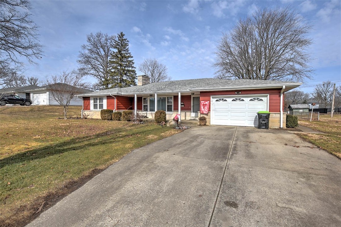 1350 West Rock Springs Road Decatur, IL 62521 - Photo 2 of 33