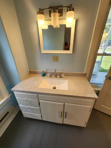 $159,900 | 802 Parker Street, Crystal, MI 48818